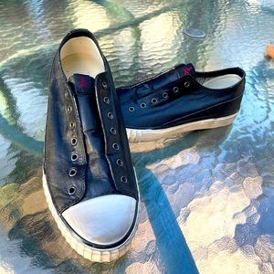 John Varvatos Men’s Laceless Low Top Shoes